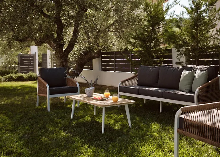 Solis Ortus Villa, A Sublime Sanctuary With Pool, By Thinkvilla 别墅 Kalamákion