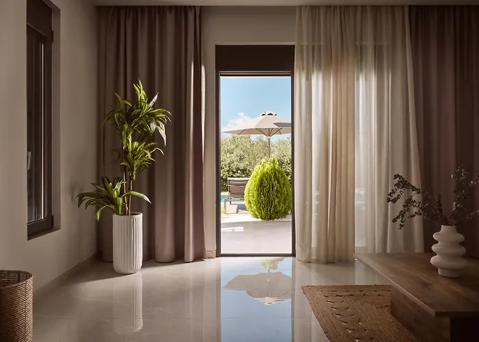 别墅 Solis Ortus Villa, A Sublime Sanctuary With Pool, By Thinkvilla Kalamákion