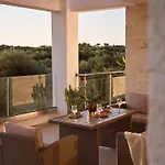 Solis Ortus Villa, A Sublime Sanctuary With Pool, By Thinkvilla Kalamákion