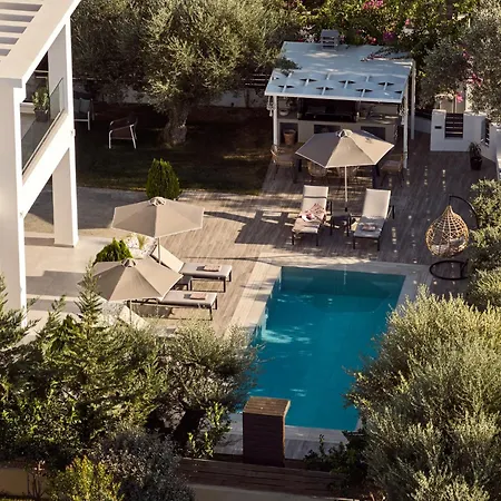 Villa Solis Ortus Villa, A Sublime Sanctuary With Pool, By Thinkvilla Kalamáki