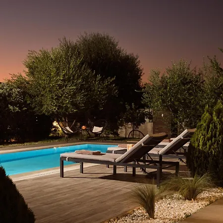 别墅 Solis Ortus Villa, A Sublime Sanctuary With Pool, By Thinkvilla Kalamákion