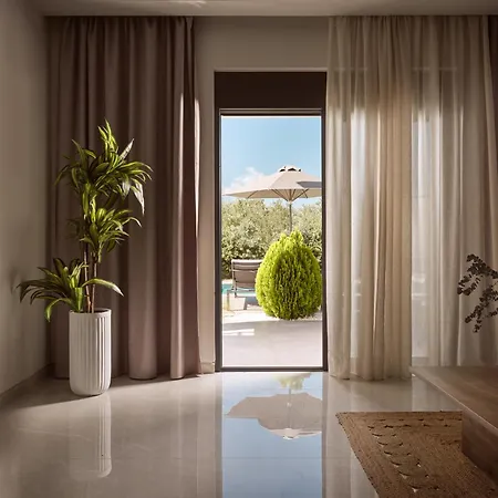 别墅 Solis Ortus Villa, A Sublime Sanctuary With Pool, By Thinkvilla Kalamákion